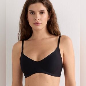 NWT Intimissimi Laila Microfiber Bra Designed In Italy Black Sz S MSRP $65